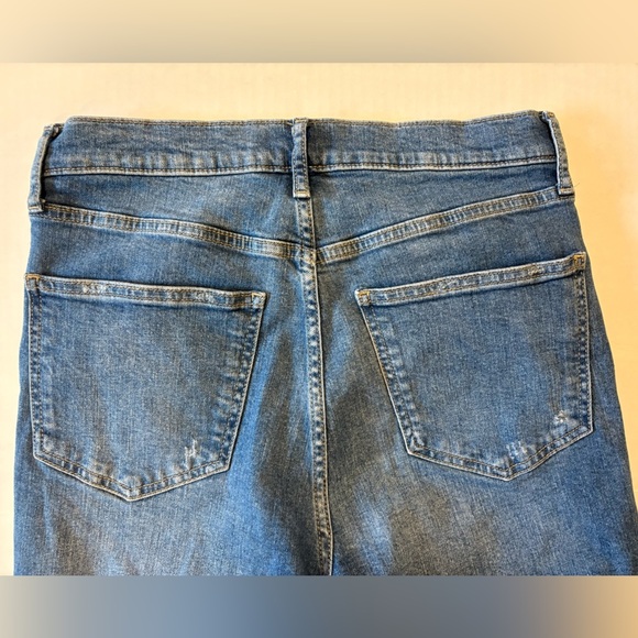 Gap Denim High Rise Vintage Slim distressed raw hem jeans size 8/29 short - Picture 4 of 6